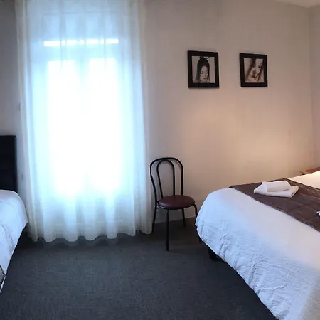 فندق De L'aviation