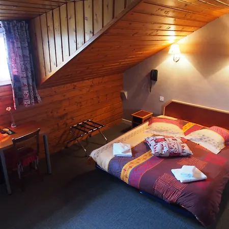 De L'aviation Otel 3*