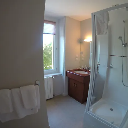 De L'aviation لا بوربول