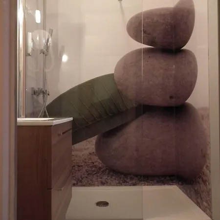 Otel De L'aviation La Bourboule