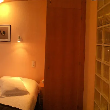 De L'aviation Otel La Bourboule