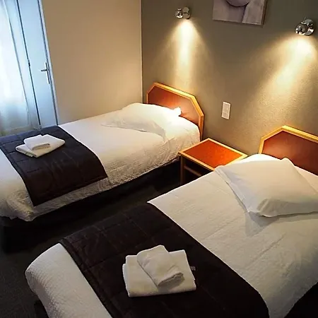 فندق De L'aviation 3*