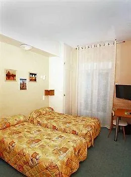 Hotell De L'aviation 3*