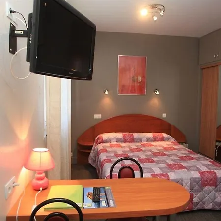 فندق De L'aviation لا بوربول