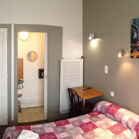 فندق De L'aviation