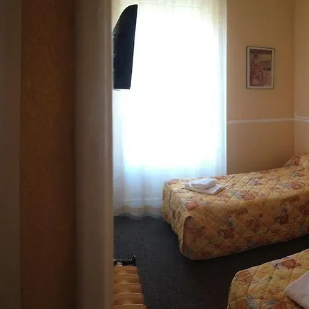 De L'aviation Otel La Bourboule