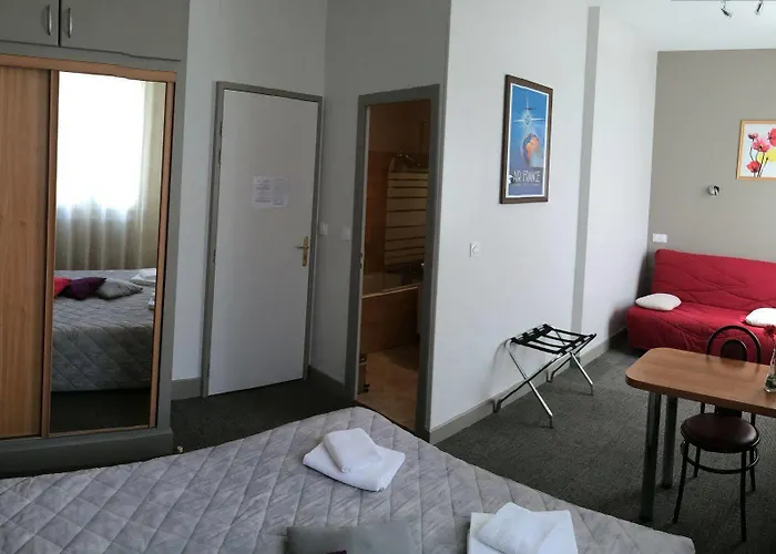 De L'aviation Отель