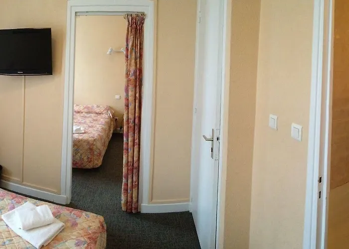 Отель De L'aviation 3*